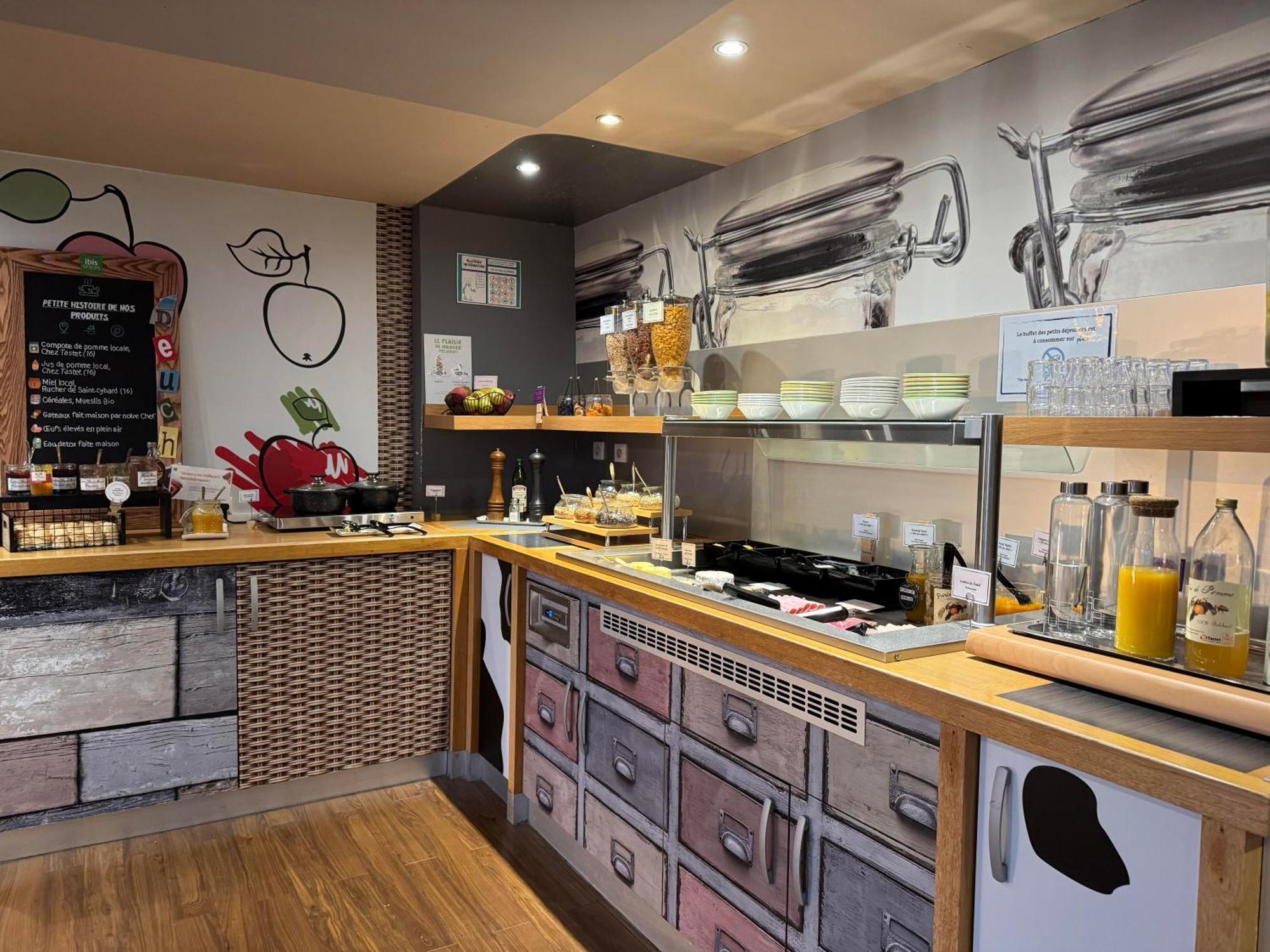 Ibis Styles Angouleme Nord - Hotel Restaurant Champniers  المظهر الخارجي الصورة