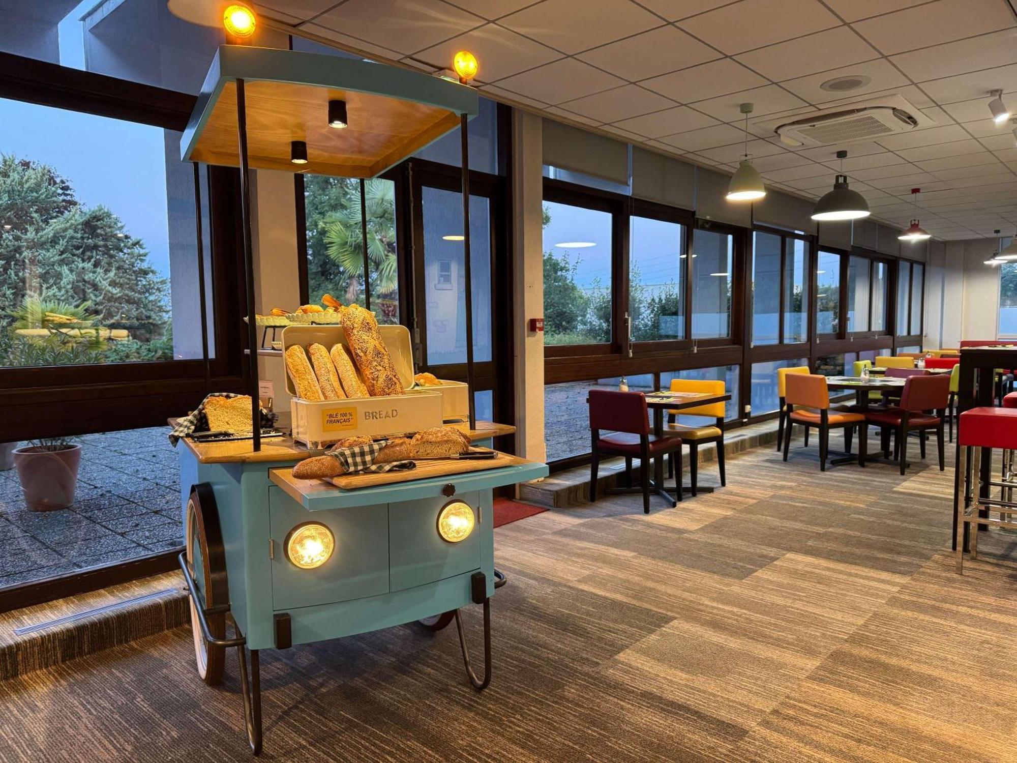 Ibis Styles Angouleme Nord - Hotel Restaurant Champniers  المظهر الخارجي الصورة